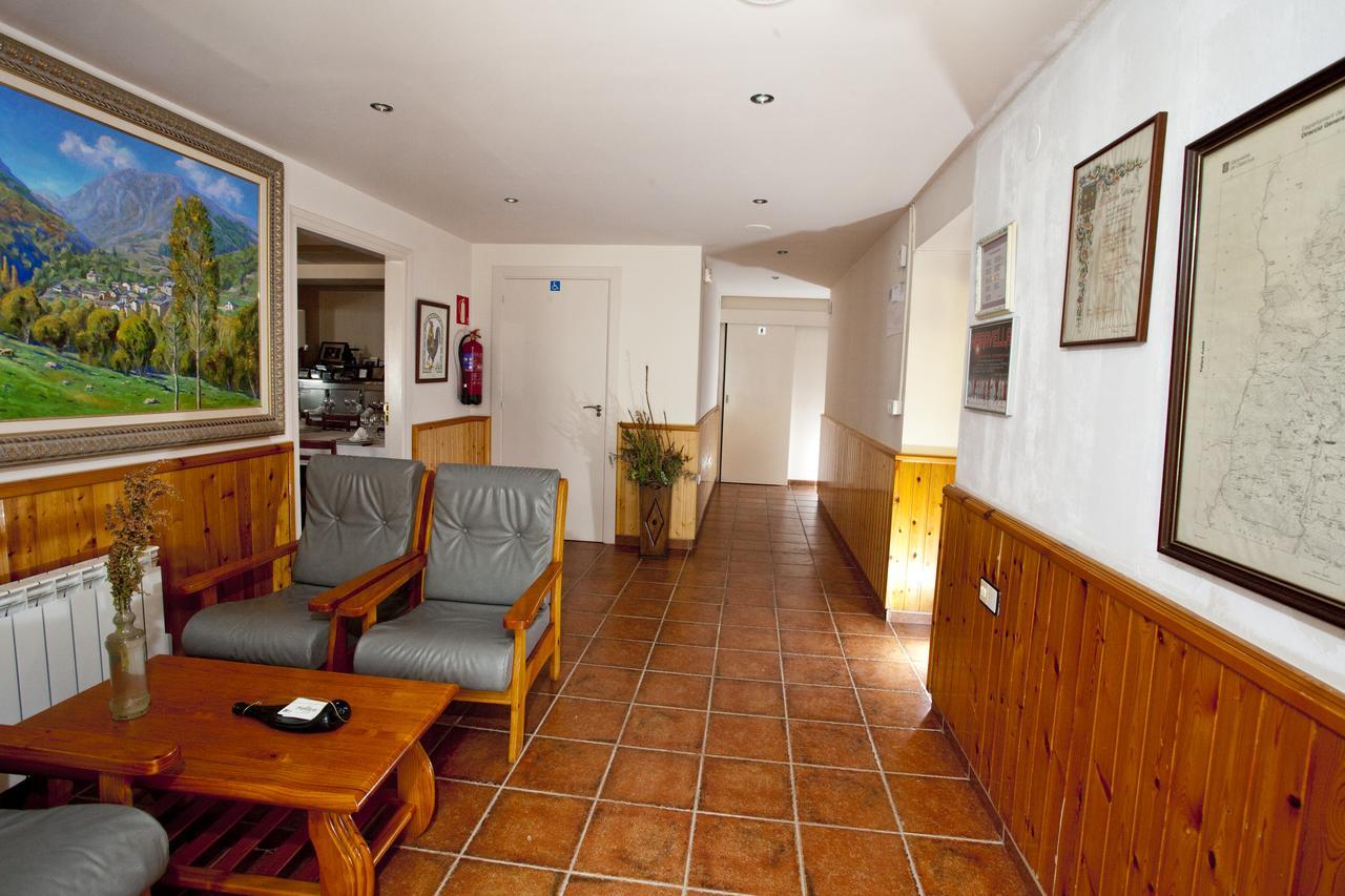 Hotel Montseny Espuy Exterior photo